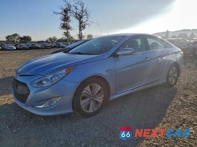 2013 HYUNDAI SONATA HYBRID KMHEC4A43DA071467 - główne zdjęcie licytacji z USA - miniatura