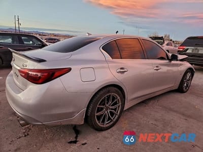 Trzecie zdjęcie samochodu z tyłu: 2018 INFINITI Q50 LUXE VIN:JN1EV7AR5JM436031 - miniatura