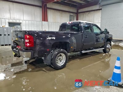 Trzecie zdjęcie samochodu z tyłu: 2014 CHEVROLET SILVERADO K3500 LTZ VIN:1GC4K1C89EF102484 - miniatura
