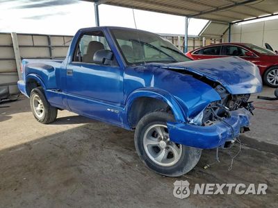Czwarte zdjęcie samochodu z boku: 1999 CHEVROLET S TRUCK S10 VIN:1GCCS1448X8181855 - miniatura
