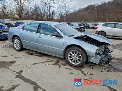 Czwarte zdjęcie samochodu z boku: 2004 CHRYSLER 300M VIN:2C3HE66G14H616727 - miniatura