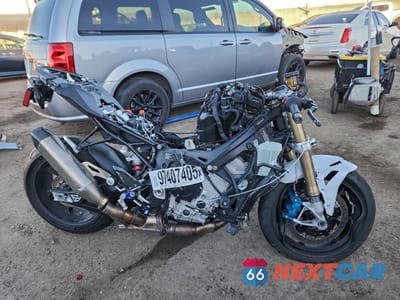 2023 BMW S 1000 RR WB10E6306P6H68279 - główne zdjęcie licytacji z USA - miniatura
