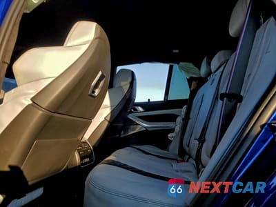 Zdjęcie 11 z 14 samochodu: 2024 BMW X5 M COMPETITION VIN:5YM13ET05R9T77511 - miniatura