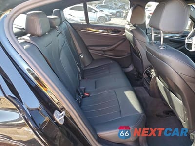 Zdjęcie 10 z 11 samochodu: 2023 BMW 530E VIN:WBA13AG07PCM22991 - miniatura