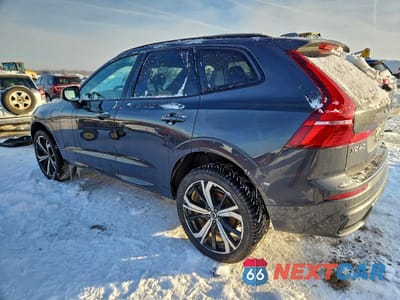 Drugie zdjęcie samochodu z przodu: 2022 VOLVO XC60 T8 RECHARGE R-DESIGN VIN:YV4BR0DM2N1953805 - miniatura