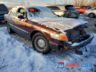 Czwarte zdjęcie samochodu z boku: 2000 MERCURY GRAND MARQUIS LS VIN:2MEFM75W9YX715391 - miniatura