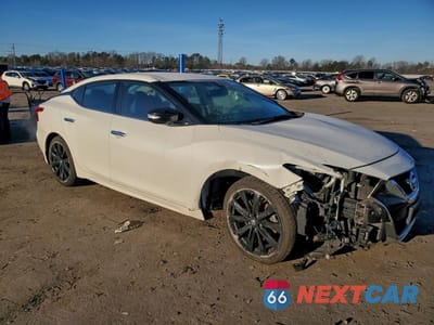 Czwarte zdjęcie samochodu z boku: 2017 NISSAN MAXIMA 3.5S VIN:1N4AA6AP9HC424809 - miniatura