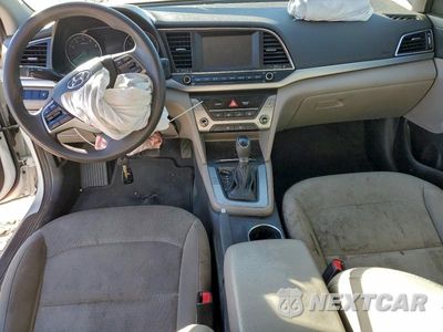 Zdjęcie 8 z 11 samochodu: 2017 HYUNDAI ELANTRA SE VIN:5NPD84LF4HH210438 - miniatura
