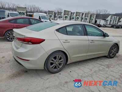 Trzecie zdjęcie samochodu z tyłu: 2017 HYUNDAI ELANTRA SE VIN:5NPD84LF6HH210649 - miniatura