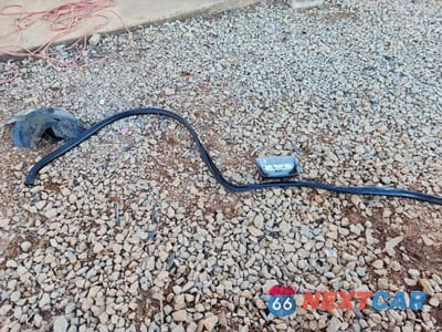 Zdjęcie 12 z 15 samochodu: 2008 FORD CROWN VICTORIA POLICE INTERCEPTOR VIN:2FAFP71V98X153939 - miniatura