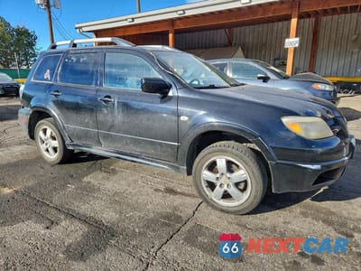 Czwarte zdjęcie samochodu z boku: 2005 MITSUBISHI OUTLANDER LIMITED VIN:JA4LZ81F75U006182 - miniatura