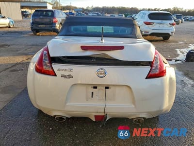 Zdjęcie 6 z 11 samochodu: 2017 NISSAN 370Z ROADSTER VIN:JN1AZ4FH9HM940349 - miniatura