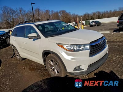 Czwarte zdjęcie samochodu z boku: 2015 TOYOTA HIGHLANDER XLE VIN:5TDJKRFH6FS204999 - miniatura
