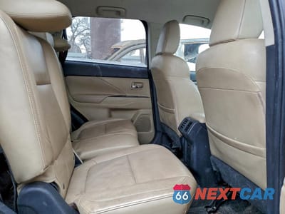 Zdjęcie 11 z 14 samochodu: 2019 MITSUBISHI OUTLANDER SE VIN:JA4AZ3A30KZ041922 - miniatura