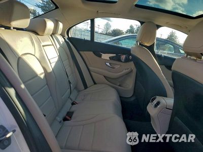 Zdjęcie 10 z 11 samochodu: 2019 MERCEDES-BENZ C 300 4MATIC VIN:55SWF8EB9KU299444 - miniatura