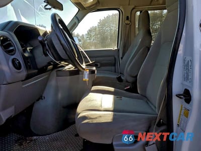 Zdjęcie 7 z 13 samochodu: 2014 FORD ECONOLINE E350 SUPER DUTY WAGON VIN:1FBNE3BL4EDA67477 - miniatura