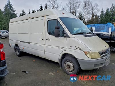 Czwarte zdjęcie samochodu z boku: 2005 DODGE SPRINTER 3500 VIN:WD0PD544355797407 - miniatura