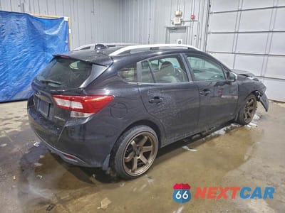 Trzecie zdjęcie samochodu z tyłu: 2018 SUBARU IMPREZA PREMIUM VIN:4S3GTAB6XJ3725571 - miniatura
