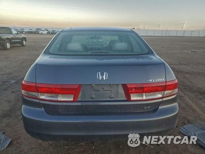 Zdjęcie 6 z 12 samochodu: 2004 HONDA ACCORD LX VIN:1HGCM56414A038797 - miniatura
