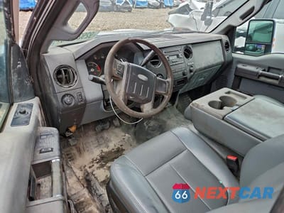 Zdjęcie 8 z 12 samochodu: 2011 FORD F250 FLATBED TRUCK VIN:1FT7X2BT4BEB48073 - miniatura