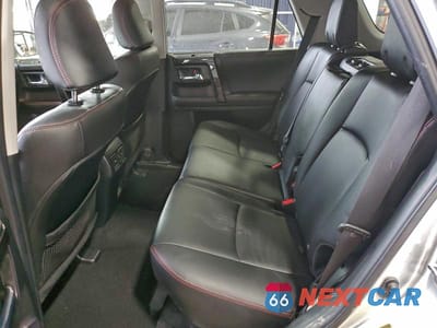 Zdjęcie 10 z 12 samochodu: 2024 TOYOTA 4RUNNER TRD OFF-ROAD PREMIUM VIN:JTERU5JR5R6294314 - miniatura