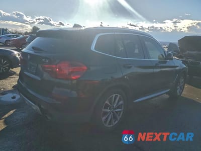 Trzecie zdjęcie samochodu z tyłu: 2018 BMW X3 XDRIVE30I VIN:5UXTR9C58JLD63503 - miniatura