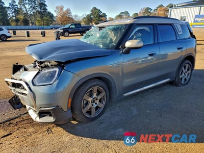 2025 MINI COUNTRYMAN S ALL4 WMZ23GA02S7R89565 - główne zdjęcie licytacji z USA - miniatura