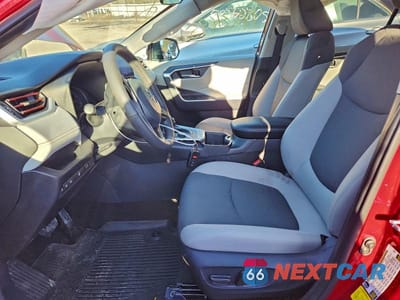 Zdjęcie 7 z 12 samochodu: 2025 TOYOTA RAV4 XLE VIN:2T3RWRFV7SW265929 - miniatura