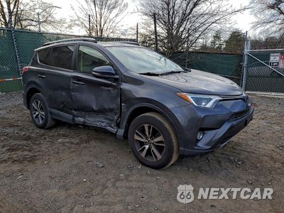 Czwarte zdjęcie samochodu z boku: 2018 TOYOTA RAV4 ADVENTURE VIN:JTMRFREV3JJ241402 - miniatura
