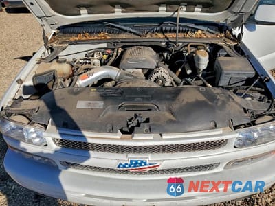 Zdjęcie 12 z 12 samochodu: 2004 CHEVROLET SUBURBAN K1500 VIN:3GNFK16Z94G284964 - miniatura