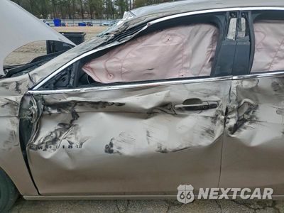 Zdjęcie 7 z 12 samochodu: 2022 CHEVROLET MALIBU RS VIN:1G1ZG5STXNF200663 - miniatura