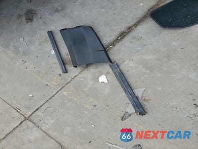 Zdjęcie 13 z 15 samochodu: 2023 JEEP COMPASS LATITUDE VIN:3C4NJDBN1PT561744 - miniatura