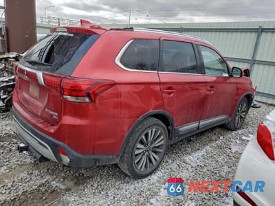 Trzecie zdjęcie samochodu z tyłu: 2019 MITSUBISHI OUTLANDER SE VIN:JA4AZ3A30KZ041922 - miniatura