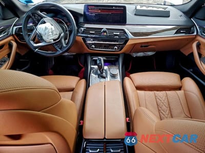 Zdjęcie 8 z 12 samochodu: 2021 BMW 530 XI VIN:WBA13BJ08MCF71147 - miniatura