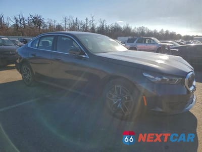 Czwarte zdjęcie samochodu z boku: 2026 BMW 530 XI VIN:WBA53FJ03TCV33121 - miniatura