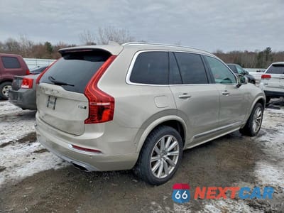 Trzecie zdjęcie samochodu z tyłu: 2016 VOLVO XC90 T6 VIN:YV4A22PL7G1017177 - miniatura