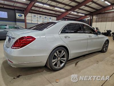 Trzecie zdjęcie samochodu z tyłu: 2015 MERCEDES-BENZ S 550 VIN:WDDUG8CB1FA143315 - miniatura