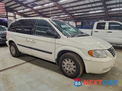 Czwarte zdjęcie samochodu z boku: 2005 CHRYSLER TOWN & COUNTRY VIN:1C4GP45R75B286028 - miniatura