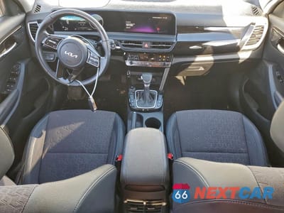 Zdjęcie 8 z 13 samochodu: 2024 KIA SELTOS S VIN:KNDEU2AA6R7567346 - miniatura