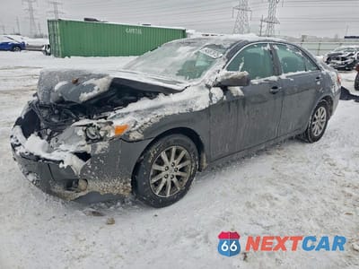 2011 TOYOTA CAMRY SE 4T1BK3EK7BU626215 - główne zdjęcie licytacji z USA - miniatura