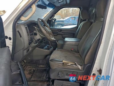 Zdjęcie 7 z 12 samochodu: 2012 NISSAN NV 2500 DELIVERY VAN VIN:1N6AF0LY7CN100900 - miniatura
