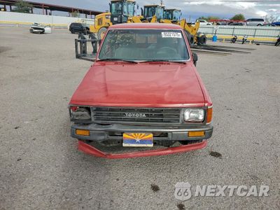Piąte zdjęcie samochodu w środku: 1988 TOYOTA PICKUP 1/2 TON RN55 VIN:JT4RN55R7J7034085 - miniatura