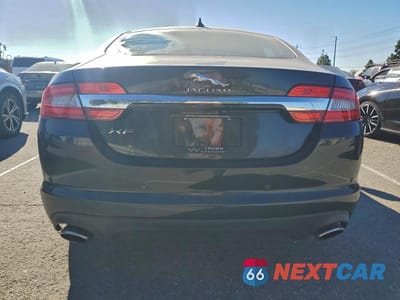 Zdjęcie 6 z 12 samochodu: 2015 JAGUAR XF 2.0T PREMIUM VIN:SAJWA0FS7FPU83374 - miniatura