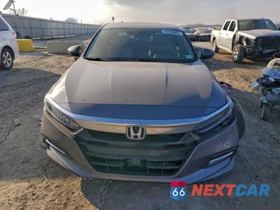 Piąte zdjęcie samochodu w środku: 2018 HONDA ACCORD TOURING HYBRID VIN:1HGCV3F98JA014621 - miniatura