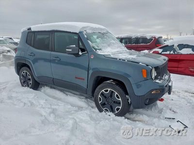 Czwarte zdjęcie samochodu z boku: 2017 JEEP RENEGADE TRAILHAWK VIN:ZACCJBCB1HPG45216 - miniatura