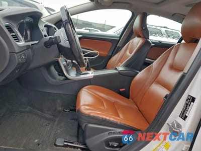 Zdjęcie 7 z 13 samochodu: 2017 VOLVO S60 PREMIER VIN:LYV402TK1HB126716 - miniatura