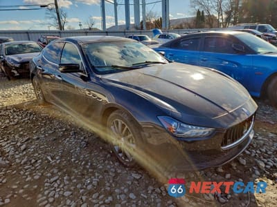 Czwarte zdjęcie samochodu z boku: 2014 MASERATI GHIBLI S VIN:ZAM57RTA0E1117763 - miniatura