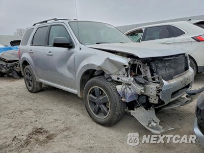 Czwarte zdjęcie samochodu z boku: 2011 FORD ESCAPE XLT VIN:1FMCU0DG6BKC37717 - miniatura