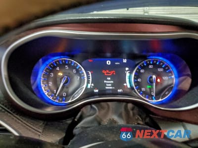 Zdjęcie 9 z 13 samochodu: 2017 CHRYSLER PACIFICA LIMITED VIN:2C4RC1GG4HR812281 - miniatura