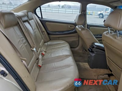Zdjęcie 10 z 12 samochodu: 2001 NISSAN MAXIMA GXE VIN:JN1CA31AX1T112147 - miniatura